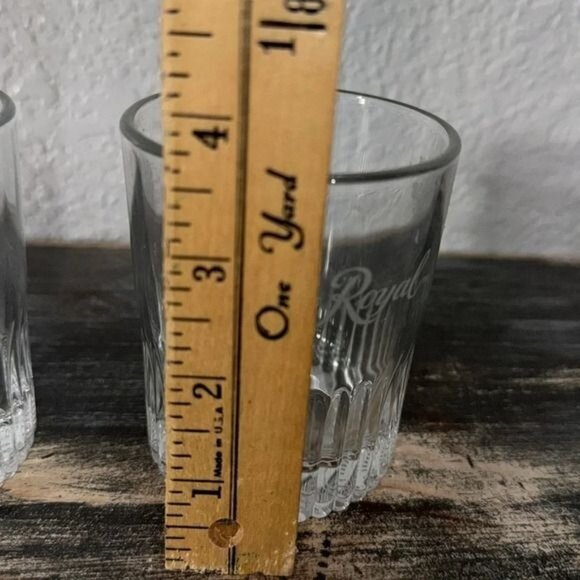 Crown Royal Etched Glass Whiskey Tumblers Set Of 2 - Picture 4 of 5